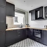 Amazing Apartment: 2Br/4P -Bastille/Saint Ambroise